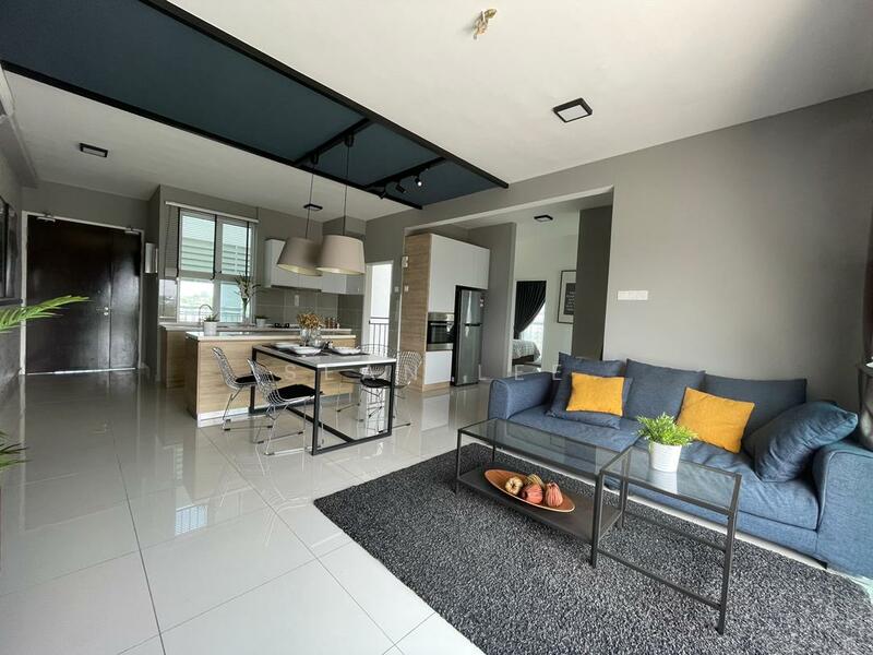 For Sale - Cash back 100k Bumi lot/Freehold/Seri austin residence/camellia residence