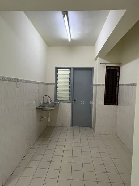 For Rent - Pelangi Damansara