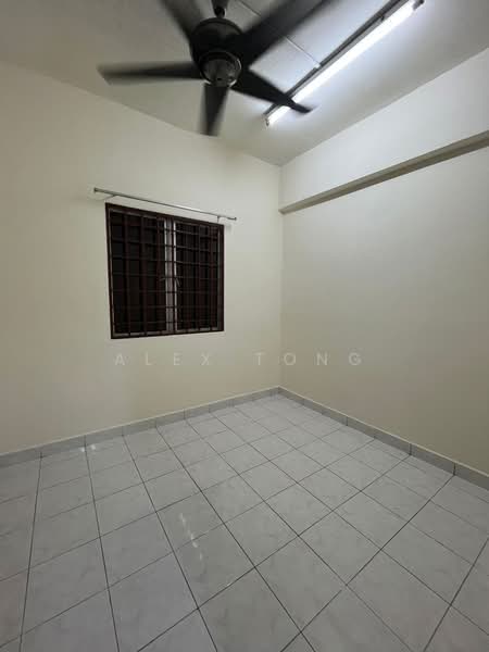 For Rent - Pelangi Damansara
