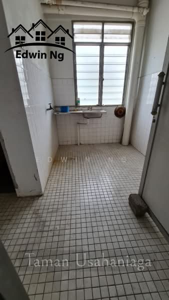 Shop for Sale in Taman Usahaniaga (Bukit Mertajam) - Edwin Ng - Kitchen - PropertyGuru.com.my