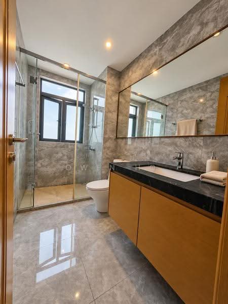 Service Residence for Rent at R&F Princess Cove Phase 1 - Owen Ho - Bathroom - PropertyGuru.com.my