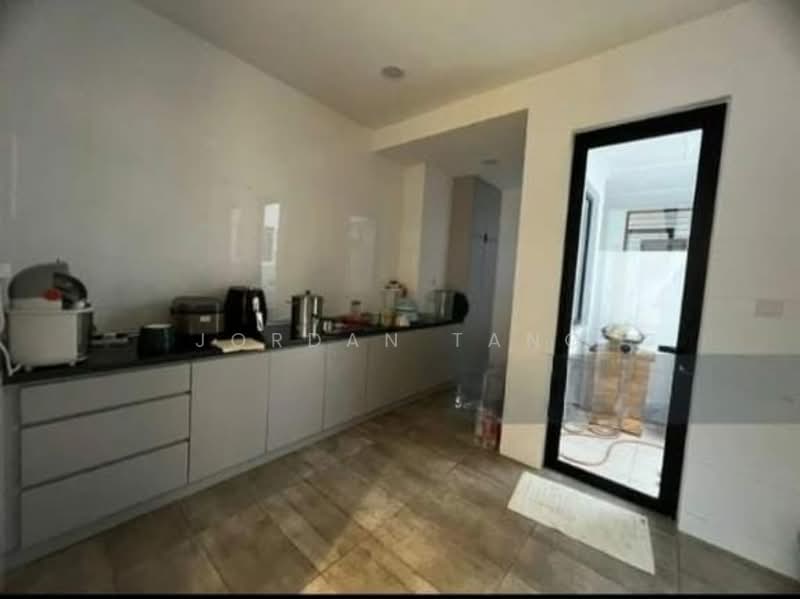 Rumah Teres 3 Tingkat untuk Dijual di Puchong (Selangor) - Jordan Tang - Kitchen - PropertyGuru.com.my