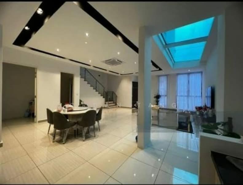 Rumah Teres 3 Tingkat untuk Dijual di Puchong (Selangor) - Jordan Tang - Dining Room - PropertyGuru.com.my