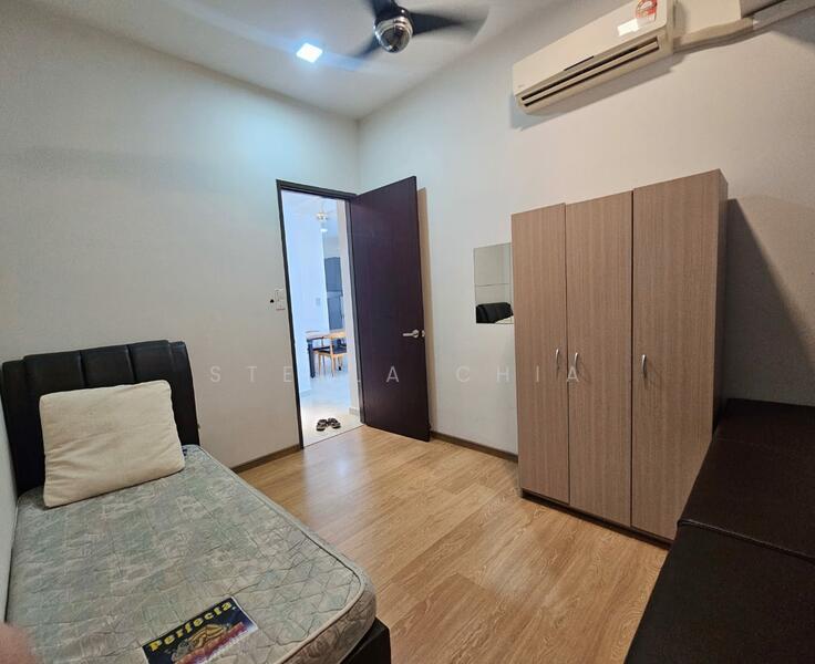 Condominium for Rent at Bay Point @ Country Garden Danga Bay - Stella Chia - PropertyGuru.com.my