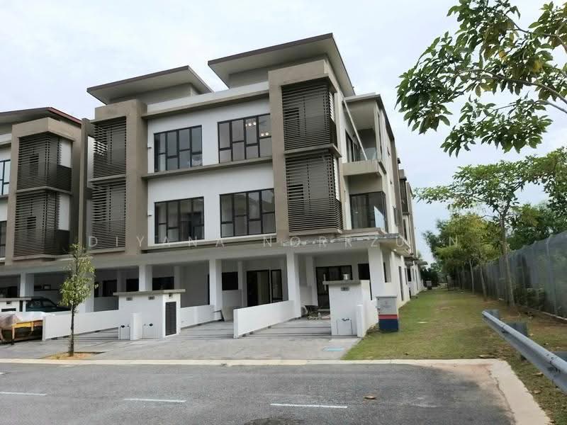 Townhouse for Rent in Puchong (Selangor) - Diyana Norrzuan - PropertyGuru.com.my