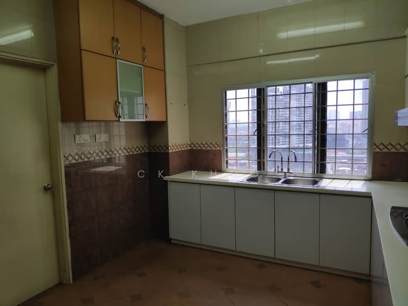 Condominium for Rent at Maxwell Towers - CK Khoo - PropertyGuru.com.my