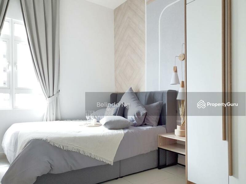 Walking distance to MRT station tr residence 2r2b for rent
