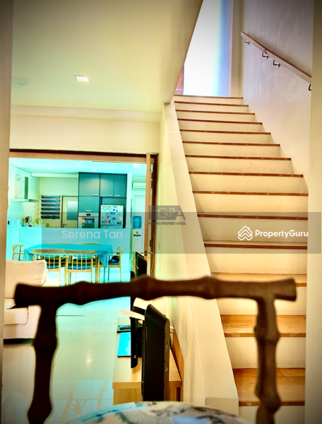 Untuk Dijual - Townhouse on College Square (Medan Maktab) in Pulau Tikus.