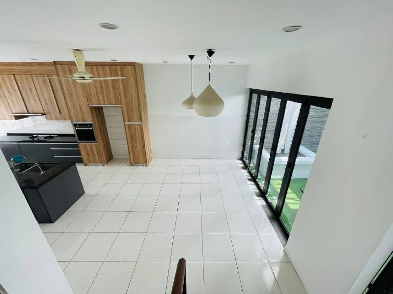 Rumah Teres 2 Tingkat untuk Dijual di Denai Alam (Shah Alam) - Mohd Fadzli - Kitchen - PropertyGuru.com.my