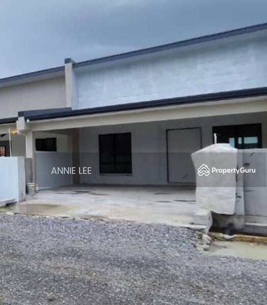 View show house ! Landeh Central Emerald. Big intermediate & corner, 4