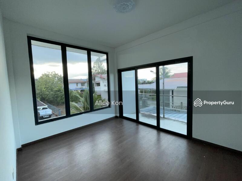 Semi-Detached House for Rent in Kuching (Sarawak) - Alice Kon - PropertyGuru.com.my