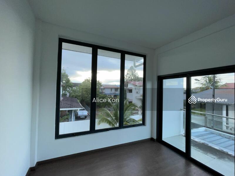 Semi-Detached House for Rent in Kuching (Sarawak) - Alice Kon - PropertyGuru.com.my