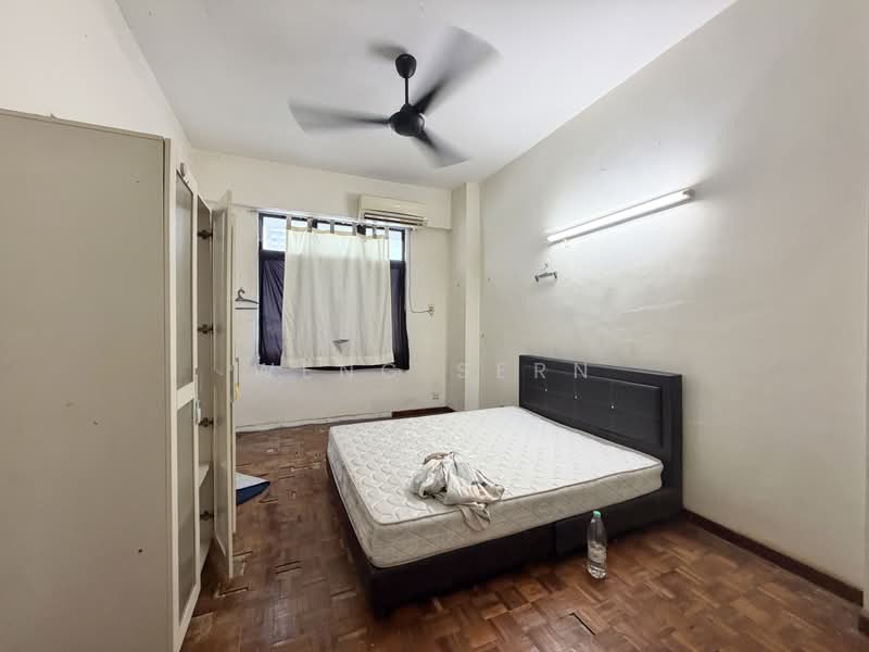 Pangsapuri untuk Disewa di Desa Universiti - Weng Sern - Bedroom - PropertyGuru.com.my