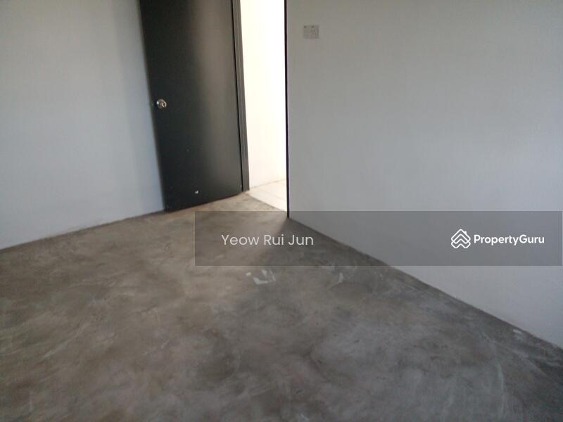Untuk Disewa - 13 Shophouse Residential Units for Rent