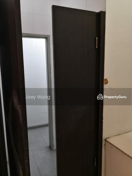 Untuk Dijual - Merchant Square
