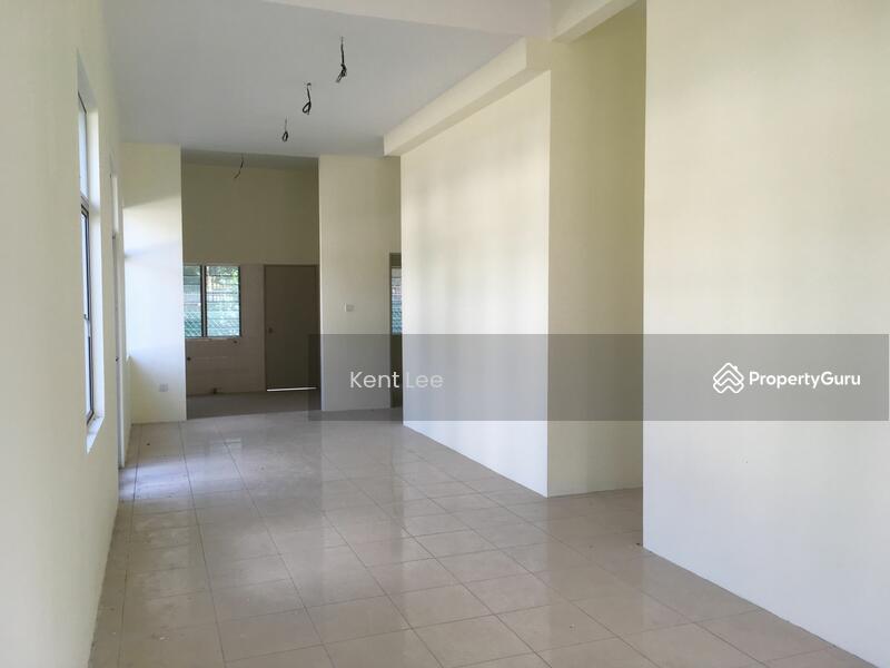 For Sale - Direct PEMAJU FULL Loan+CASH Back 5K 20x64 4R2B FREEHOLD FREE SPA MOT Pulau Indah Port Klang