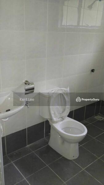 For Sale - Direct PEMAJU FULL Loan+CASH Back 5K 20x64 4R2B FREEHOLD FREE SPA MOT Pulau Indah Port Klang