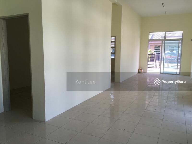 For Sale - Direct PEMAJU FULL Loan+CASH Back 5K 20x64 4R2B FREEHOLD FREE SPA MOT Pulau Indah Port Klang