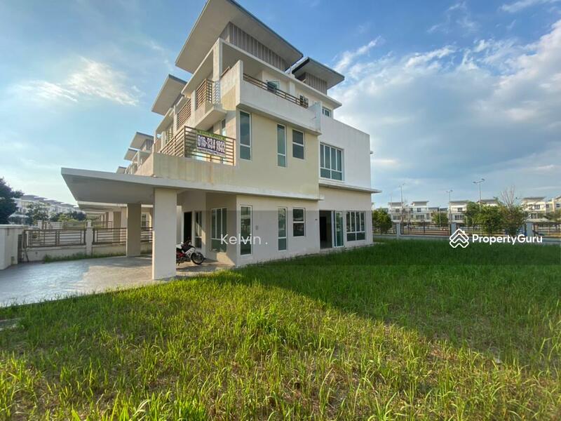 Corner 3 Storey Semi D Regency Park Saujana Desa Mas Bandar Country