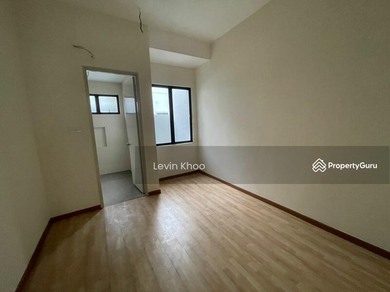 For Sale - Jalan Anggun 3 - Kota Emerald