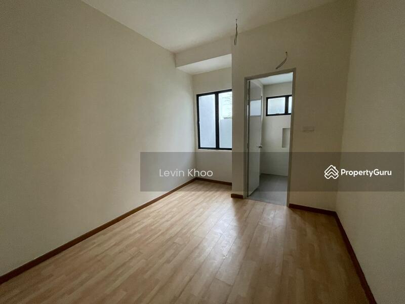 For Sale - Jalan Anggun 3 - Kota Emerald
