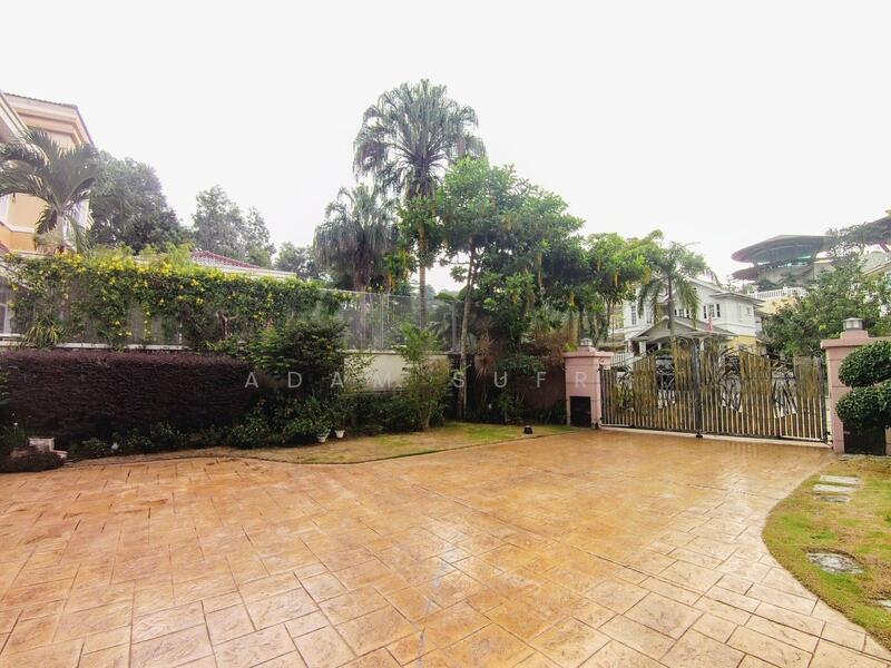 For Sale - Cemerlang Heights Bungalow 2.5 Storey Near LRT Gombak