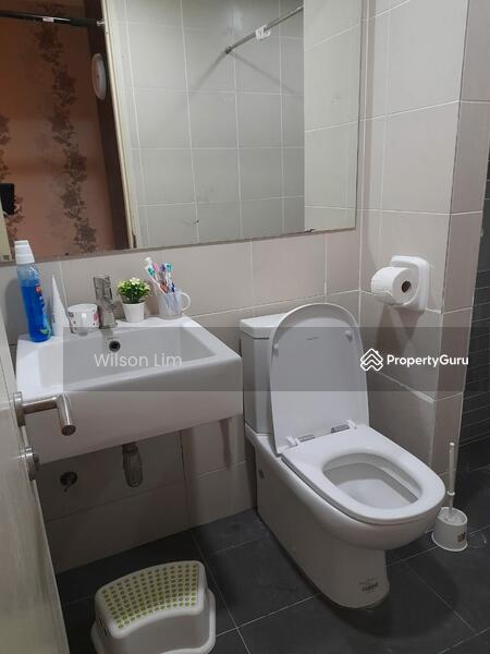 For Rent - Tiara Mutiara / The Crown