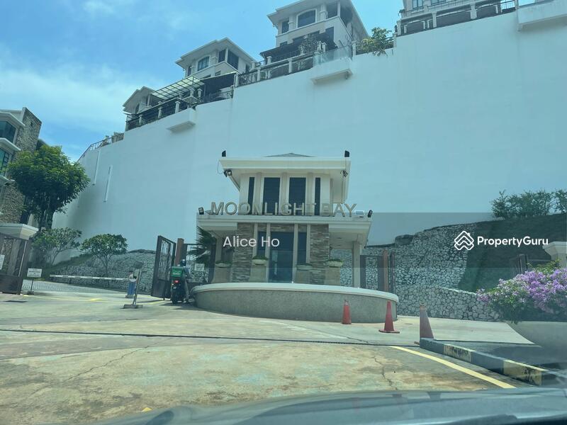 For Sale - Moonlight Bay