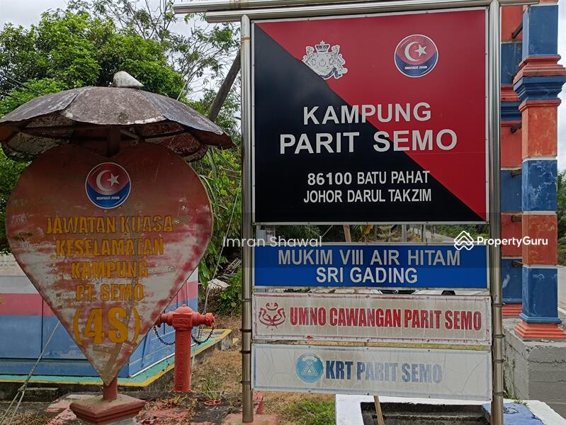 For Sale - parit semo