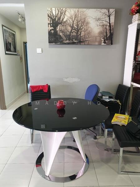 Untuk Disewa - Koi Kinrara