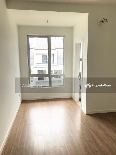 Rumah Teres 2 Tingkat untuk Dijual di Bandar Tropicana Aman (Telok Panglima Garang) - Alicia Yeoh - PropertyGuru.com.my