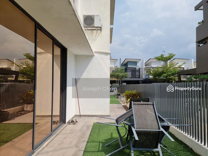 3-storey Terraced House for Sale in Laman Glenmarie (Shah Alam) - Joseph Chan - PropertyGuru.com.my