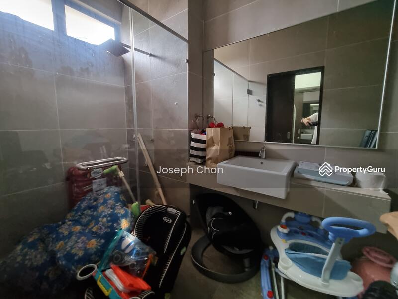 3-storey Terraced House for Sale in Laman Glenmarie (Shah Alam) - Joseph Chan - PropertyGuru.com.my