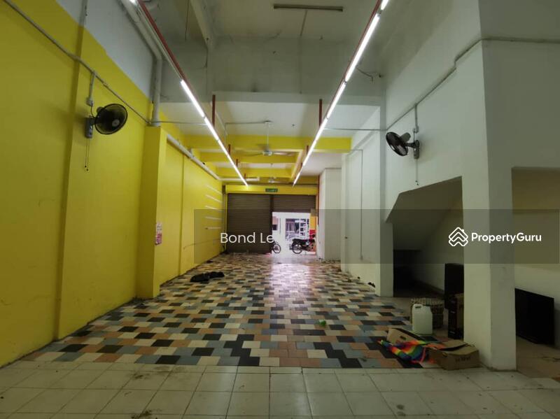 Untuk Dijual - Damansara Damai Vista Ground Floor shop for Sale