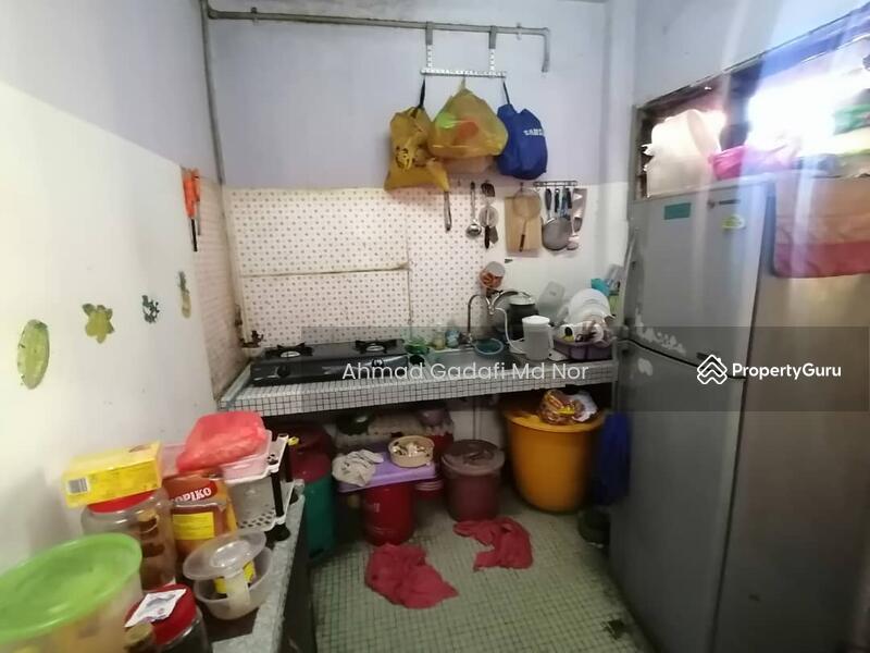Untuk Dijual - Apartment Taman Sungai Besi, Kuala Lumpur Blok 8 Tingkat 3