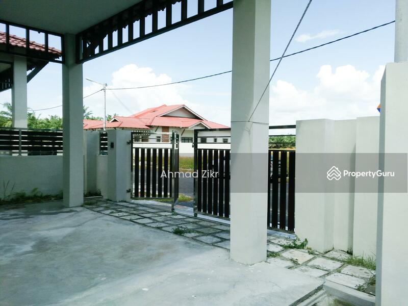 1-storey Terraced House for Sale in Batu Pahat (Johor) - Ahmad Zikrul - PropertyGuru.com.my