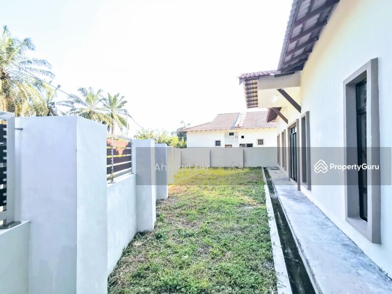 1-storey Terraced House for Sale in Batu Pahat (Johor) - Ahmad Zikrul - PropertyGuru.com.my