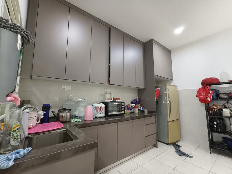 2-storey Terraced House for Sale in Bandar Teknologi Kajang (Kajang) - Nichole Liew - Kitchen - PropertyGuru.com.my