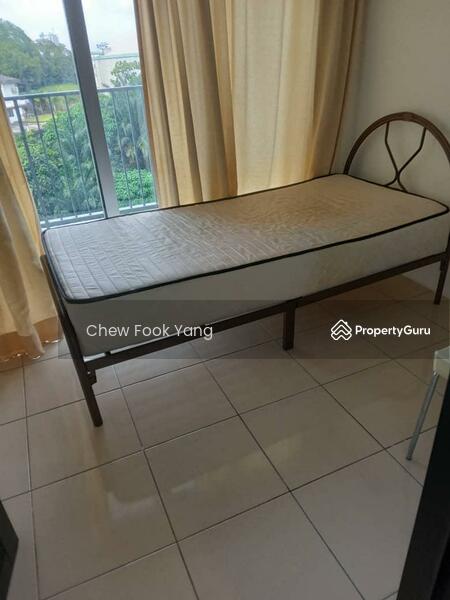 balcony room 