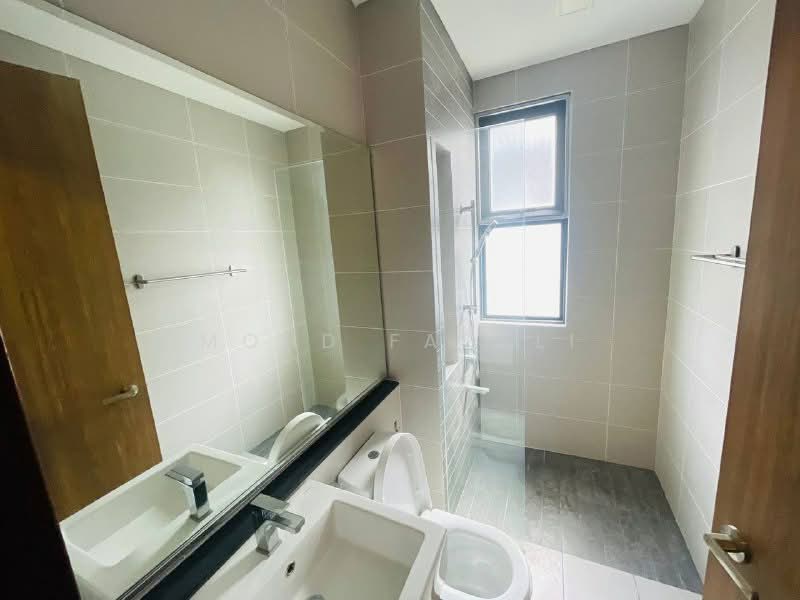 Rumah Berkembar untuk Dijual di Elmina (Shah Alam) - Mohd Fadzli - Bathroom - PropertyGuru.com.my