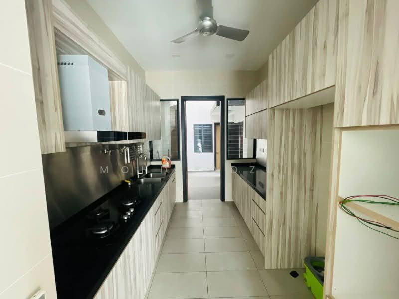 Rumah Berkembar untuk Dijual di Elmina (Shah Alam) - Mohd Fadzli - Kitchen - PropertyGuru.com.my