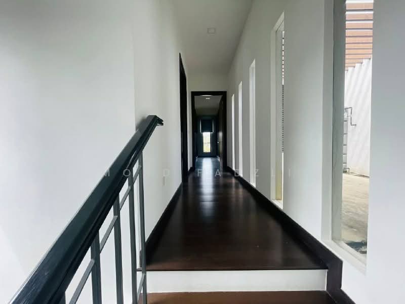 Rumah Berkembar untuk Dijual di Elmina (Shah Alam) - Mohd Fadzli - Corridor - PropertyGuru.com.my