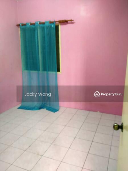 Untuk Disewa - Desaminium Flora