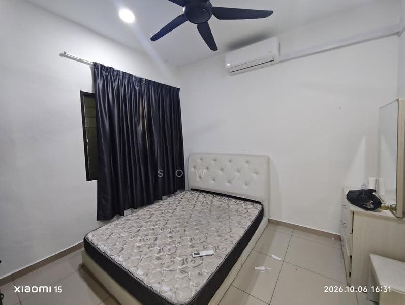 1-storey Terraced House for Rent in Taman Johor Jaya (Johor Bahru) - Sow . - Bedroom - PropertyGuru.com.my