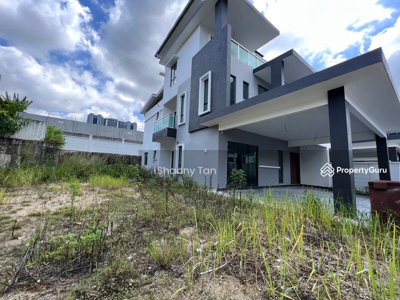 For Sale - Rafflesia Residence