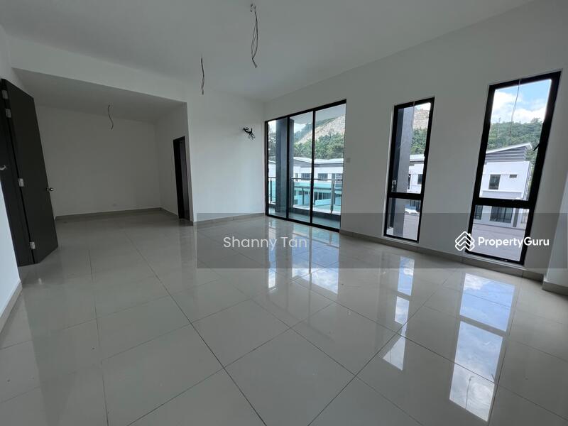 For Sale - Rafflesia Residence
