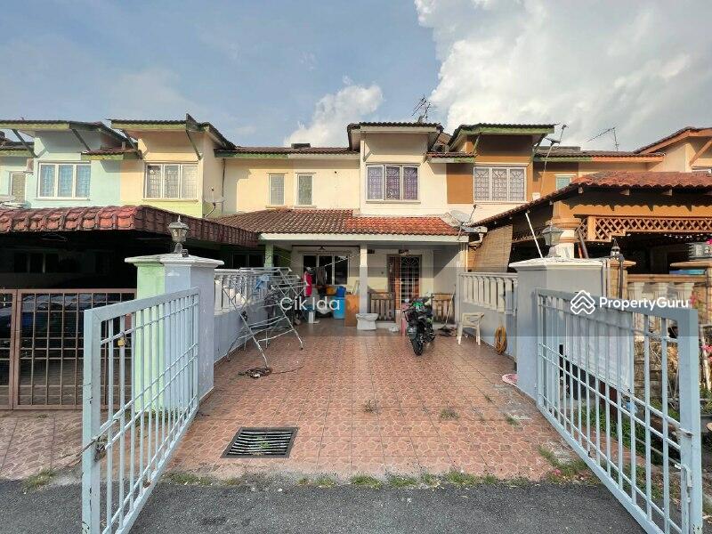 Seri Pagi Saujana Utama 1, Sungai Buloh, Selangor, 4 Bedrooms, 1080 sqft, Terraces / Link