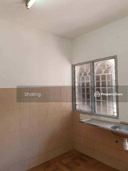 Untuk Dijual - Glen Court (Block C & D)