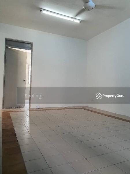 Untuk Dijual - Glen Court (Block C & D)
