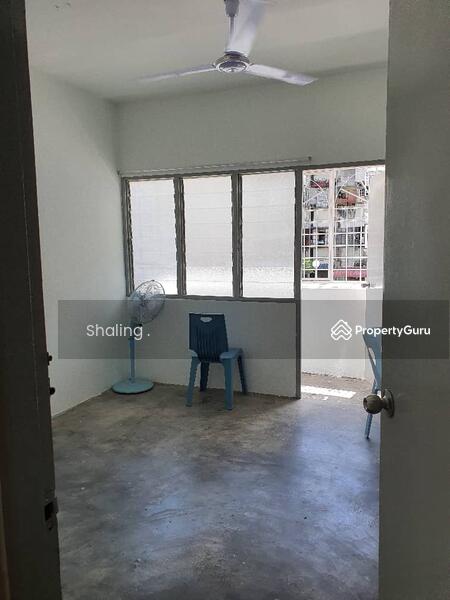 Untuk Dijual - Glen Court (Block C & D)